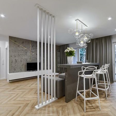 Apartament Delux ポズナン エクステリア 写真