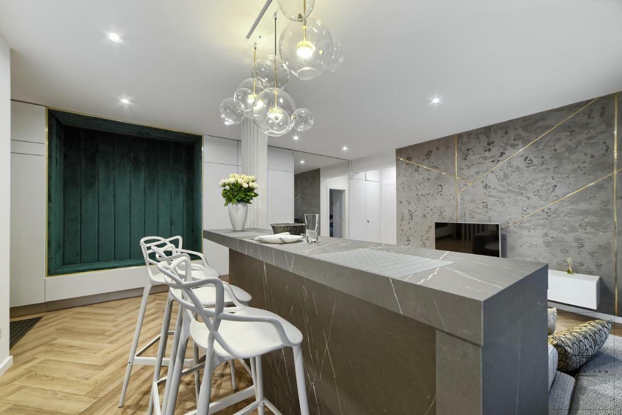 Apartament Delux ポズナン エクステリア 写真